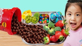 엄마는 내가 돌본다!! 서은이의 아픈 엄마돌보기 식사준비 Maltesers and Vegetable On Tray for Sick Mommy