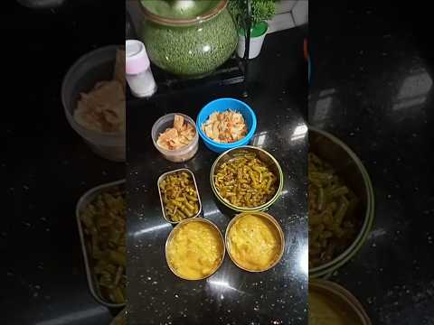 കറി മാത്രമേ ഉള്ളോ ചോറില്ലേ 😂 #minivlog #lunchboxideas #traditionalfood #food #dayinmylife