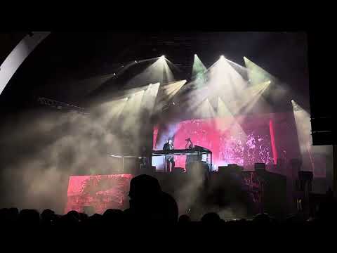 ILLENIUM Performs “Language / You Alive” LIVE at Universal Orlando Florida Mardi Gras 2025 3.8.25