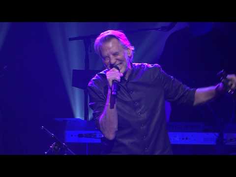 Kenny Loggins - Don't Fight It, Playing with the Boys, Danger Zone Medley (Live From Fallsview)