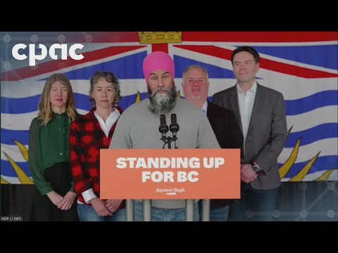 NDP Leader Jagmeet Singh speaks with reporters in Esquimalt, B.C. – March 11, 2025