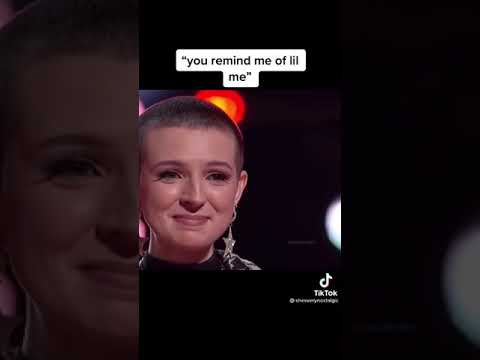 Ariana Grande getting emotional in the voice